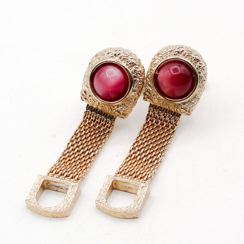Vintage Swank Rose Red Moonglow Cabochon Gold Tone Mesh Wrap Around Cufflinks